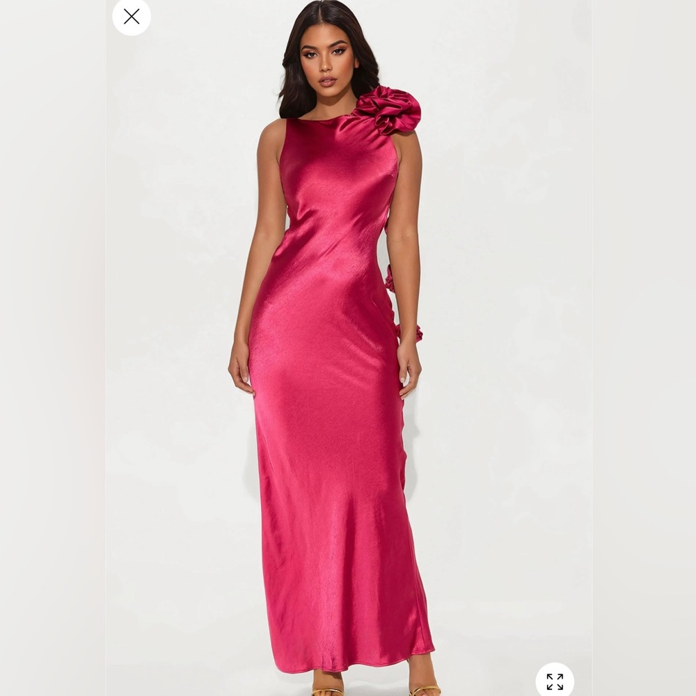 Elegant Berry Satin Evening Dress